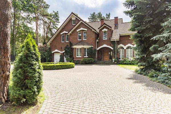 Driveway Pavers Installation in Middleburg