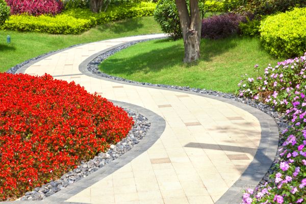 Cost of Garden Walkway Installation in Middleburg