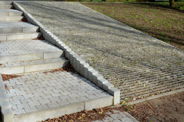 Paver Steps Repair in Middleburg